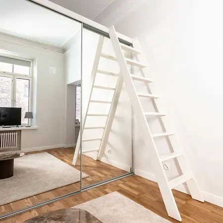 Loft With Location In Kluuvi Apartment *