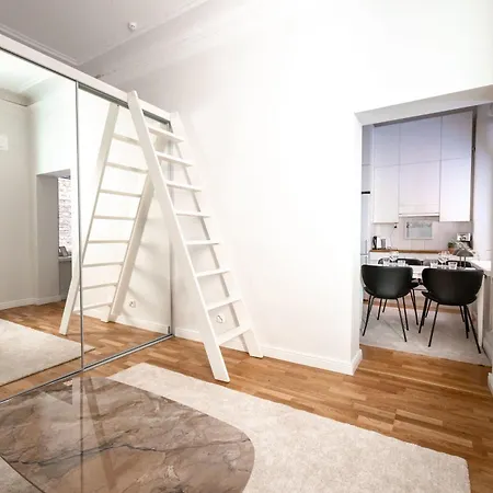 2ndhomes Loft With Location In Kluuvi